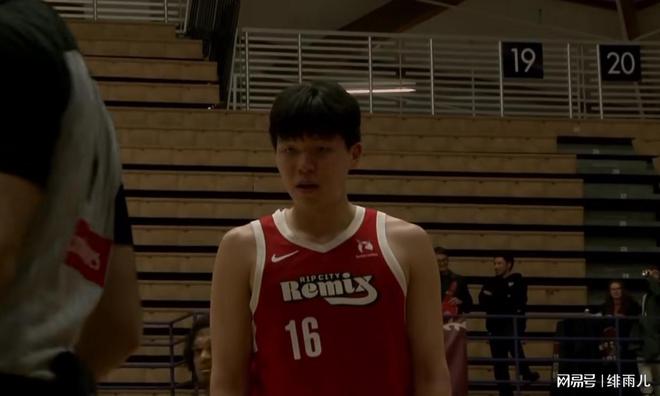 炸裂！杨瀚森35分钟狂砍20+7+7，开拓者“躺”成最大赢家！