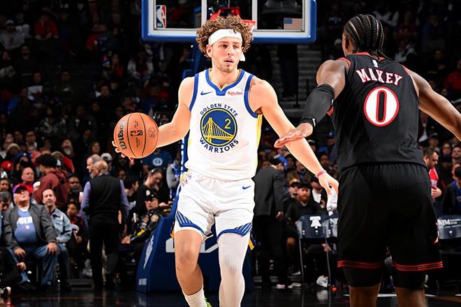 跟库明加一样在场上瞎打，勇士后场新星这样的表现令人非常失望？