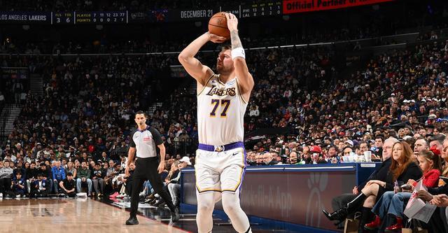 球队实力榜：雷霆掘金稳居前二 湖人升至第三