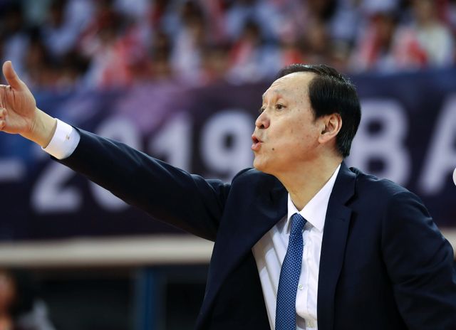 三分浇死对手！鱼腩变回CBA勇士 功勋老帅能再次化腐朽为神奇？