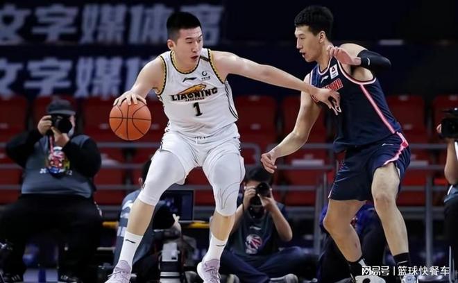 CBA积分榜最新排名出炉！:辽篮被广州挤到第8：广东第3新疆第17