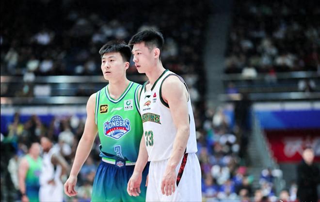 杨鸣再战杜锋，张镇麟阻击迪亚洛，周琦拒绝连败，高诗岩PK郭昊文