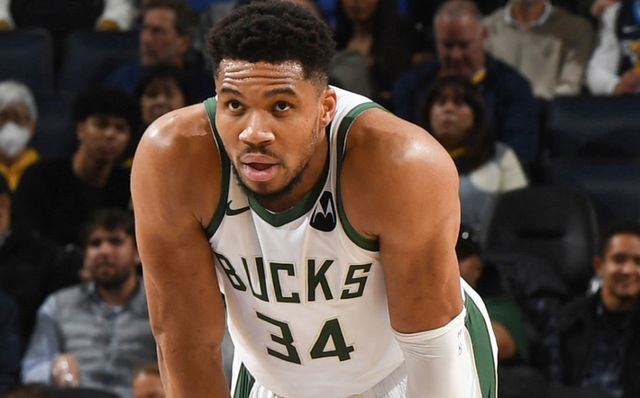 字母哥放话永不申请交易：想在雄鹿打完生涯 除非他们不再想要我