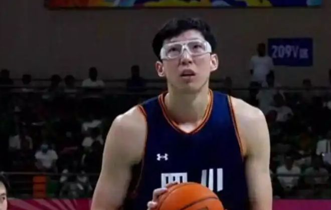 四川全运虐湖北！胡金秋周琦统治内线，赵岩昊拾巅峰，孙铭徽划水