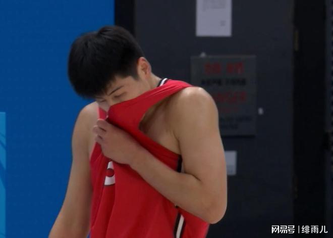 终于来了！男篮“得分机器”加盟广东队，已被朱芳雨重金签下！