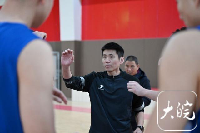 全新安徽皖江龙备战全新NBL！队长杨文博回归，本土猛将袁振梁加盟