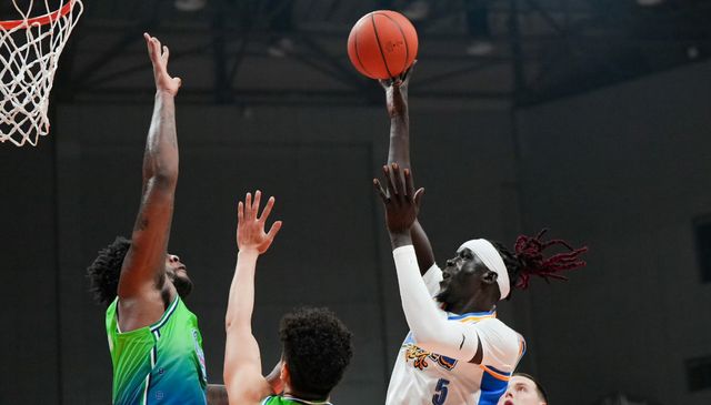 CBA最新消息！北京首钢更换外援，刘炜被喊下课