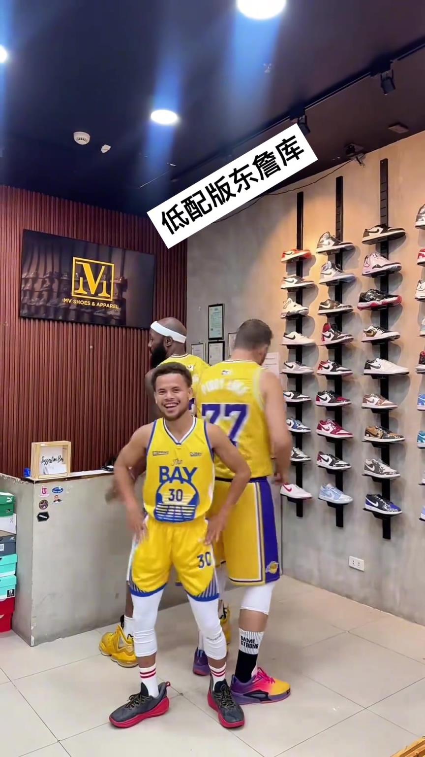 恶搞低配版东詹库，这老詹背影真像哈哈哈