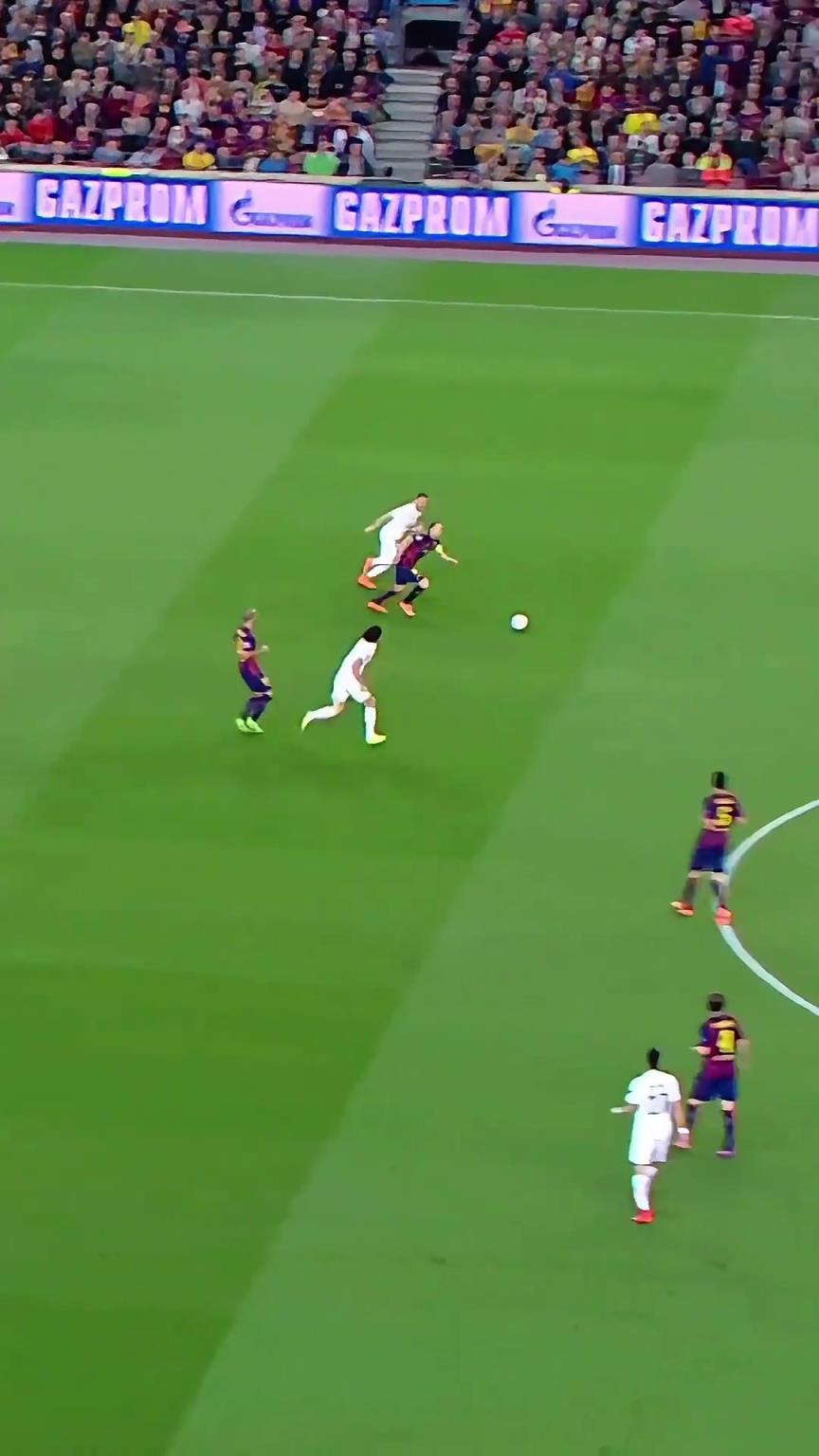 伊涅斯塔：想过人，把这招练到极致就够了！