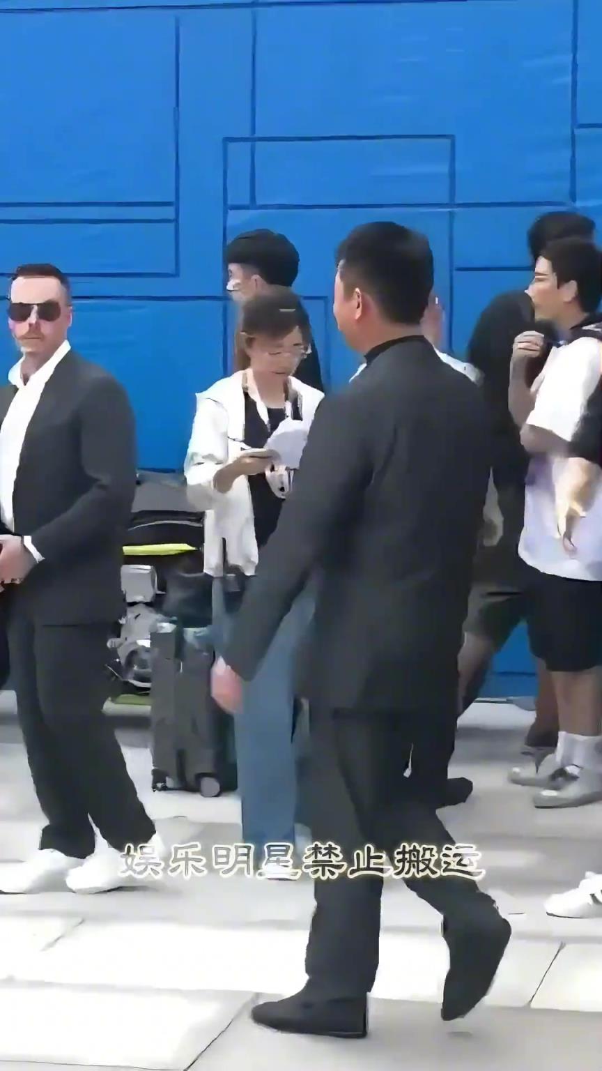 元彪曾和成龍洪金寶平起平坐的動作巨星,如今67歲的他即將復出