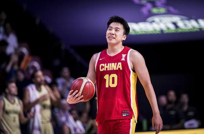 亚洲杯摘银后！中国男篮“离队”第一人诞生，郭士强选人眼光毒辣