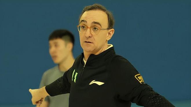 辽篮霸气官宣!洛佩斯最擅长的东西已经在演练了,第二阶段拭目以待