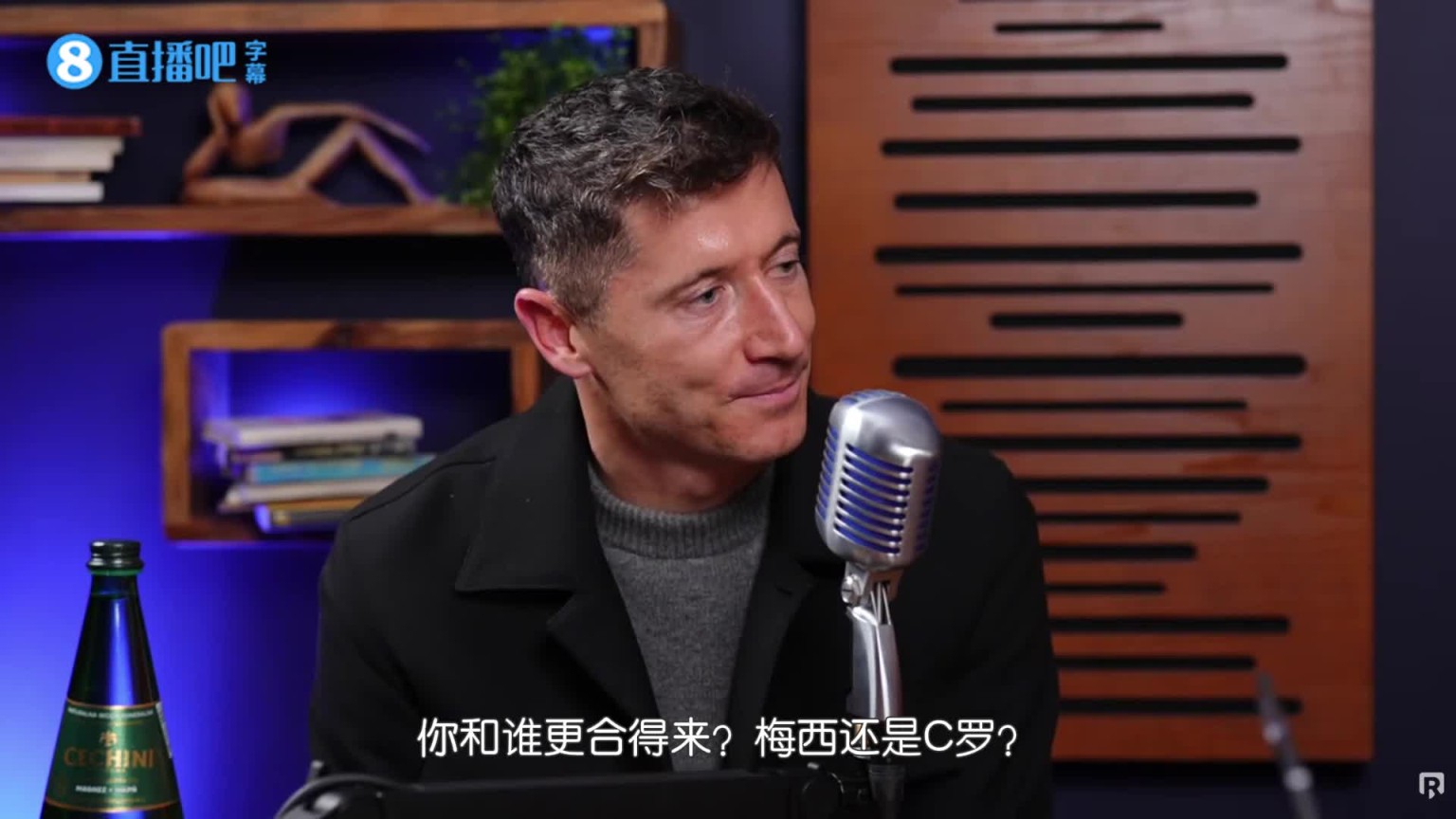 希望梅西不是说空话？莱万：我的意思是梅西的话不会毫无意义