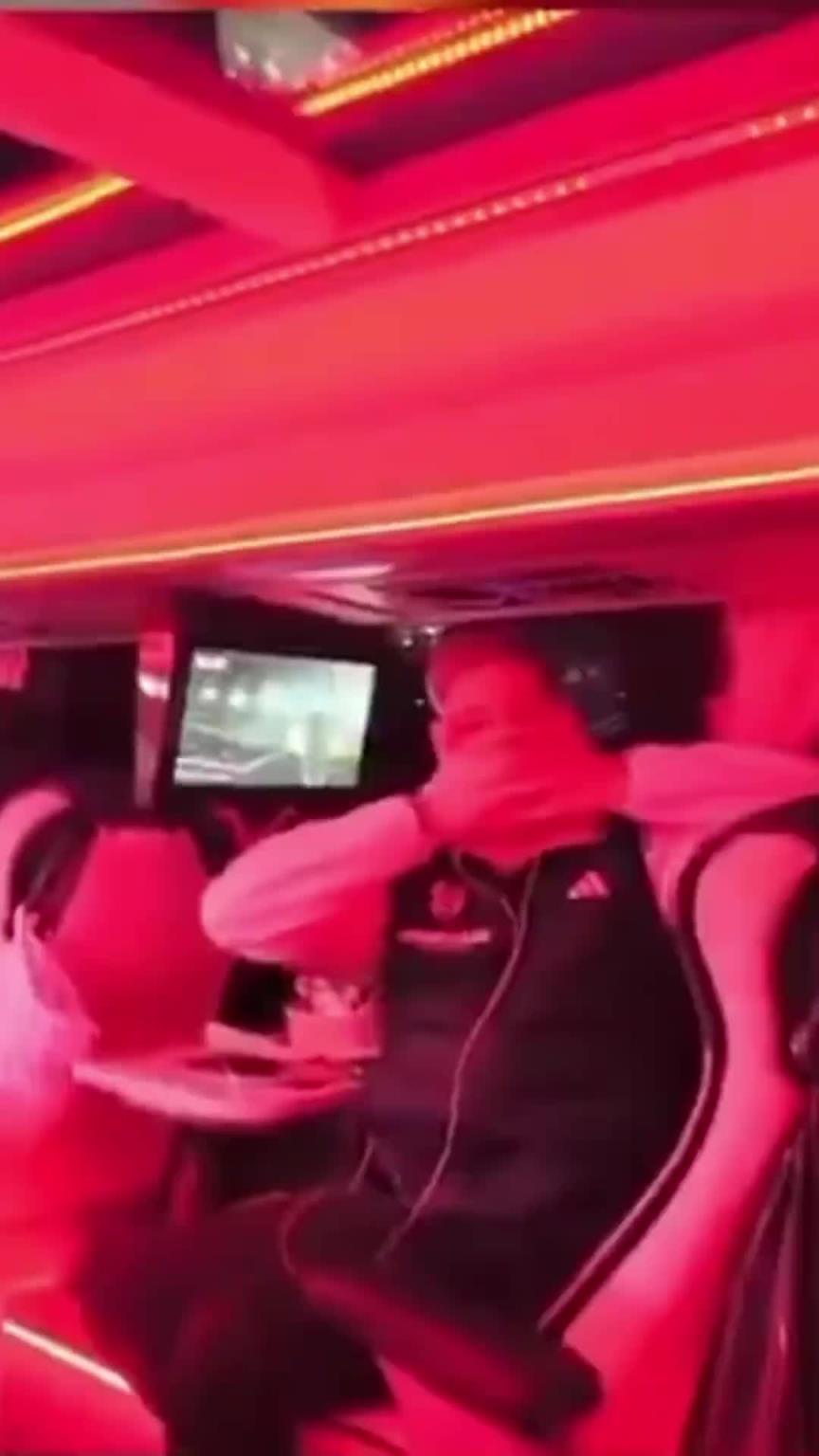 一个是枪手青训，一个是前热刺球员！S罗“嘲讽”塞塞尼翁