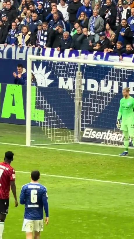 超级超级牛逼的扑救！卡里乌斯为沙尔克04扑点