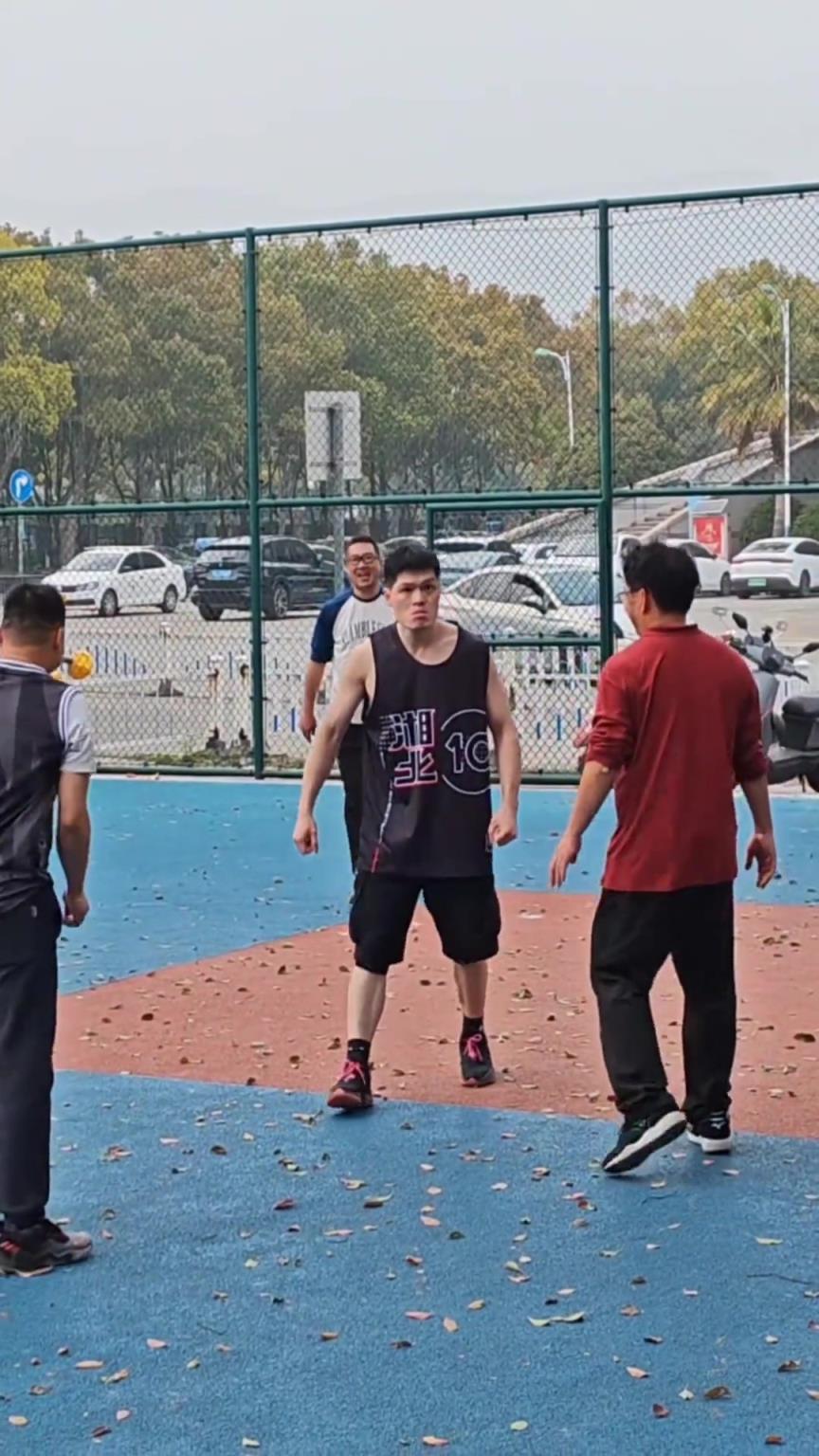 盖帽+怒吼+成为浩克！