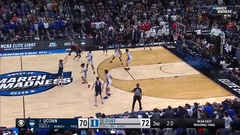 真的逆天改命了回顾康大LOGO三分绝杀杜克！如今进决赛！