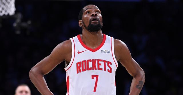 凯文·杜兰特因右脚踝扭伤将缺席今日系列赛G3