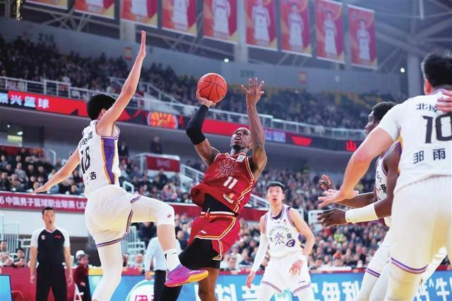 107比102力克北京控股队，山西男篮赢下“卡位战”