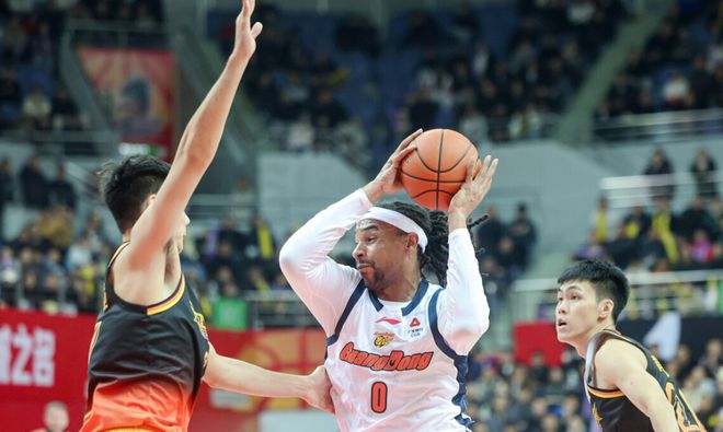 破案！前8强队中唯独广东总被绝杀的原因找到，2顽疾不除后患无穷