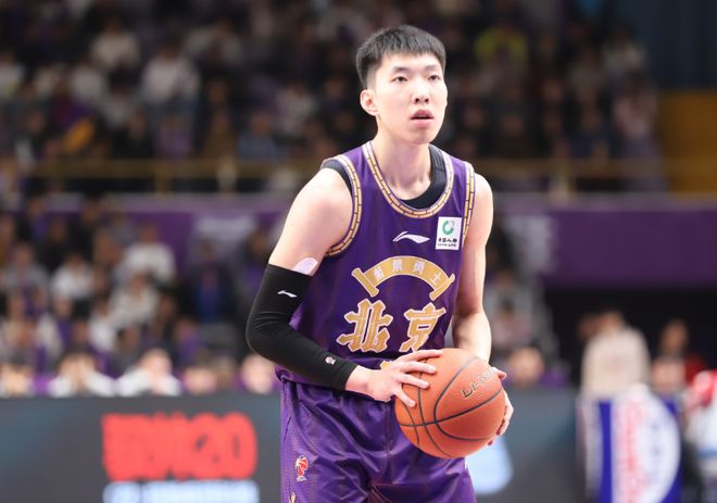 里勒35+5三分北控大胜宁波 廖三宁10+6+10杰克逊27分