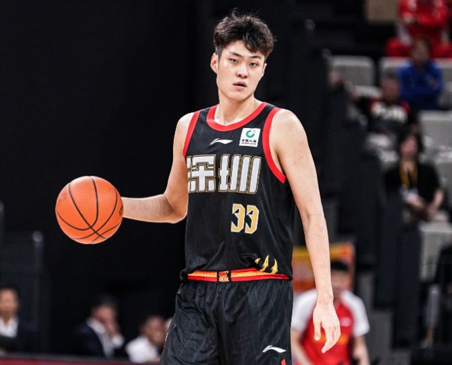 飙升第4！深圳8连胜大胜终结广厦7连胜 王浩然32分创生涯新高