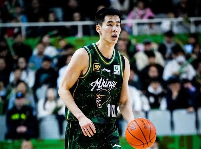 郭昊文复出23分！江苏连丢4次绝平三分惜败同曦 庞峥麟31+5+8