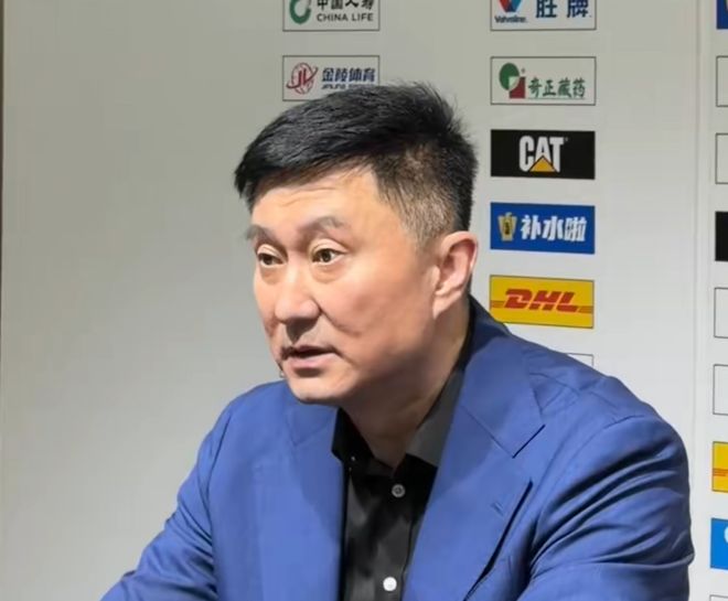 输山东发布会！杜锋直指双外受伤影响轮换，徐杰寄语更主动担责！