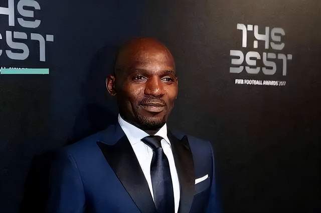 格雷米鼓励维尔茨，贝托适合多特蒙德，伊萨克展现出支点属性