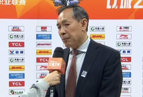 许利民：威廉姆斯打得很好，无私的球风会在季后赛给球队巨大帮助