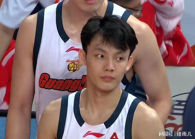 三连败后！广东队做出重大决定，四大内线被弃用，王洪泽确认上位