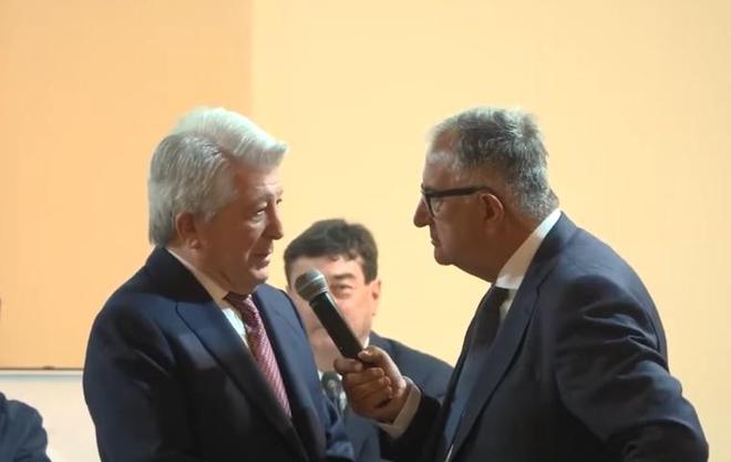 马竞主席：我们会继续支持西蒙尼，希望有好运打进欧冠决赛