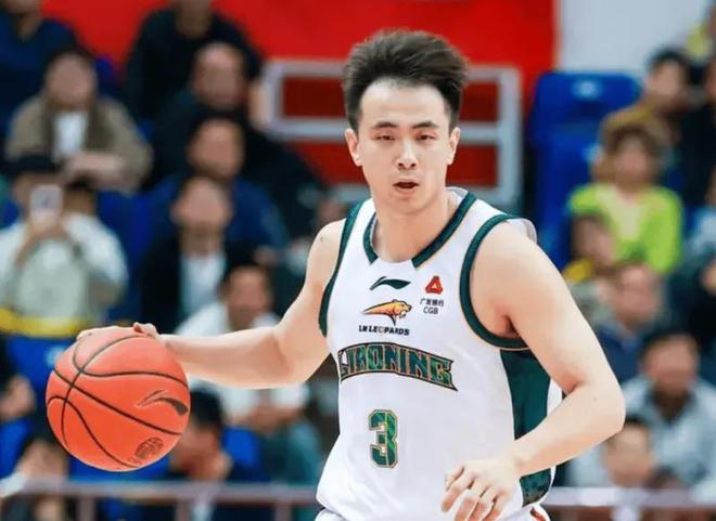 辽宁G1胜山东！三首发齐爆，替补各司其职，山东攻守没法看！