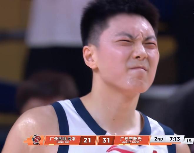 随着广东大胜、辽篮惨败，季后赛又乱了！宏远赢球，广州爆冷无望