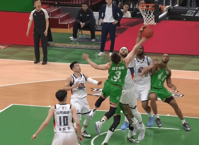 拖入抢3！山东1-1辽宁 高诗岩15+10赵继伟10+11
