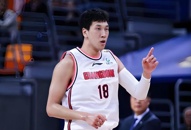 输北京队8分！揪出1个表现最差之人，坑惨了广东队
