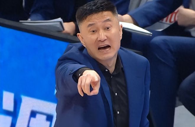 0-1！广东不敌北京，曾凡博爆发成转折点，11冠王输在锋线