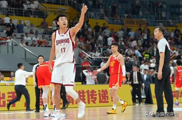 CBA官方罚单：山西球员焦海龙对看台观众使用不当言语罚款3万