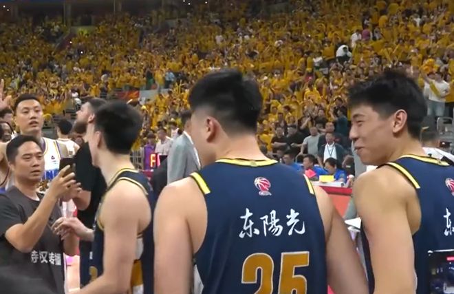 输给广东3分！揪出3个“废柴”，坑惨了北汽队