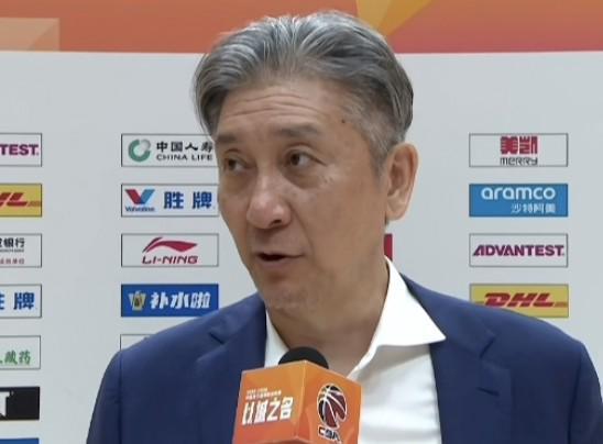 郑永刚：末节被追分的问题需要总结，半决赛会做好充分准备
