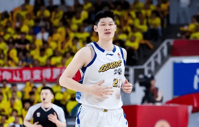广厦客场扳回一城，大秋龙龙扮演定海神针，王博指导正式表态