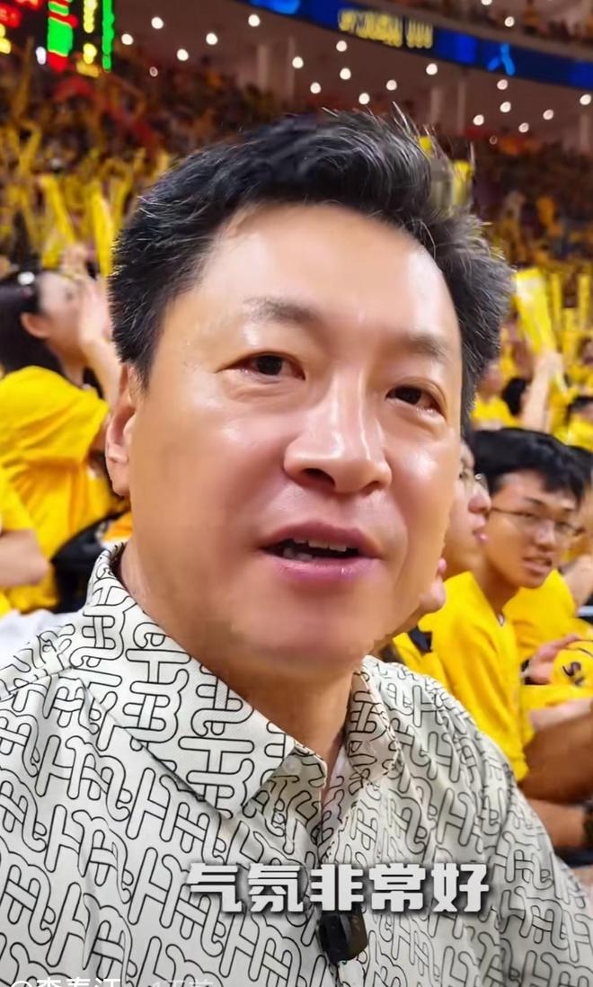 宏远早报！李春江回归主场观赛，徐昕签新合同，奎因有望续约留队