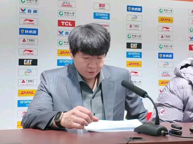 邱彪那句"可以接受一切"，是一个中年男人把后路铺到了悬崖边