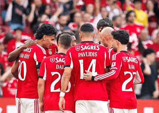 从1-0到2-2！穆帅再遭打击！本菲卡绝平+33轮不败，欧冠资格难了