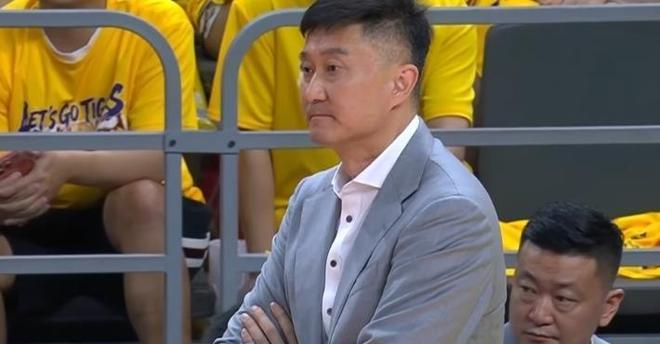 广东队止步8强，三场净输20分，罚球少48个；杜锋表示没有遗憾