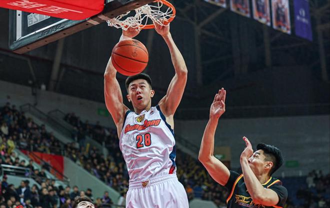 王少杰离队！杜锋丢失3个中锋？广东内线无人，朱芳雨仅剩1个办法