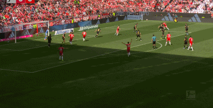 半场：拜仁3-1科隆，凯恩双响，比朔夫贴地斩，马拉一条龙