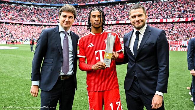 32场贡献15球19助攻，奥利塞当选25-26赛季德甲最佳球员