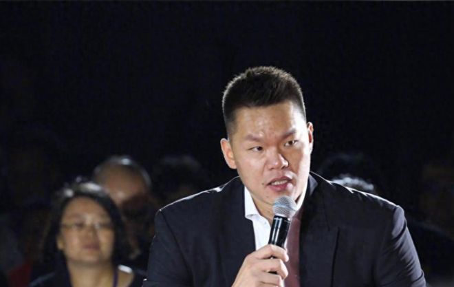 恭喜广东男篮！朱芳雨选拔人才，1人或被解约，杜锋乐在其中