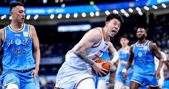上海VS北京G4前瞻！首发攻守仍关键，替补需有人支撑，适当增轮换